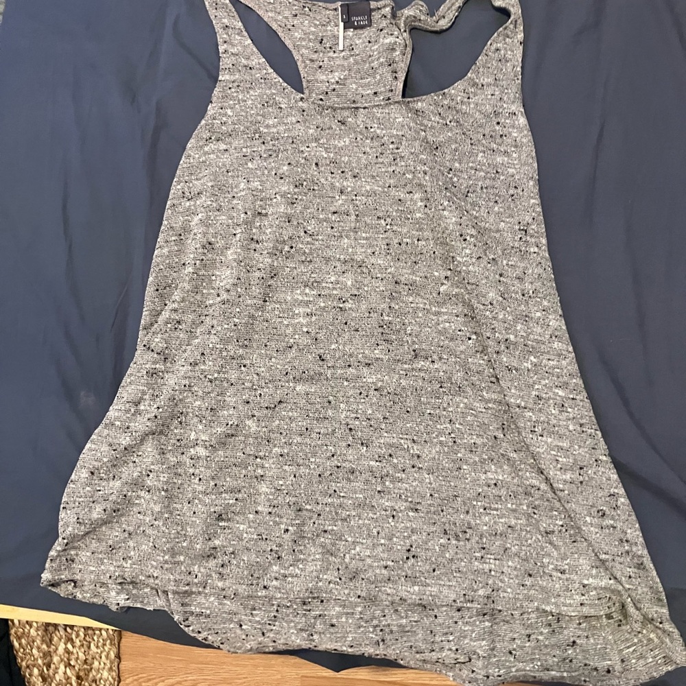 sparkle and fade. Tank top